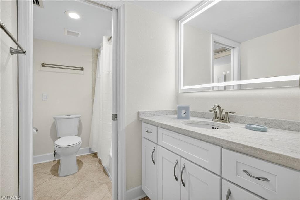 2255 W Gulf DR # 125, SANIBEL FL 33957-10