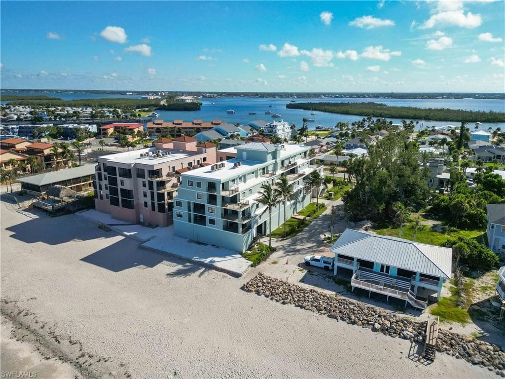 50 Meredith DR # 8, ENGLEWOOD FL 34223-42