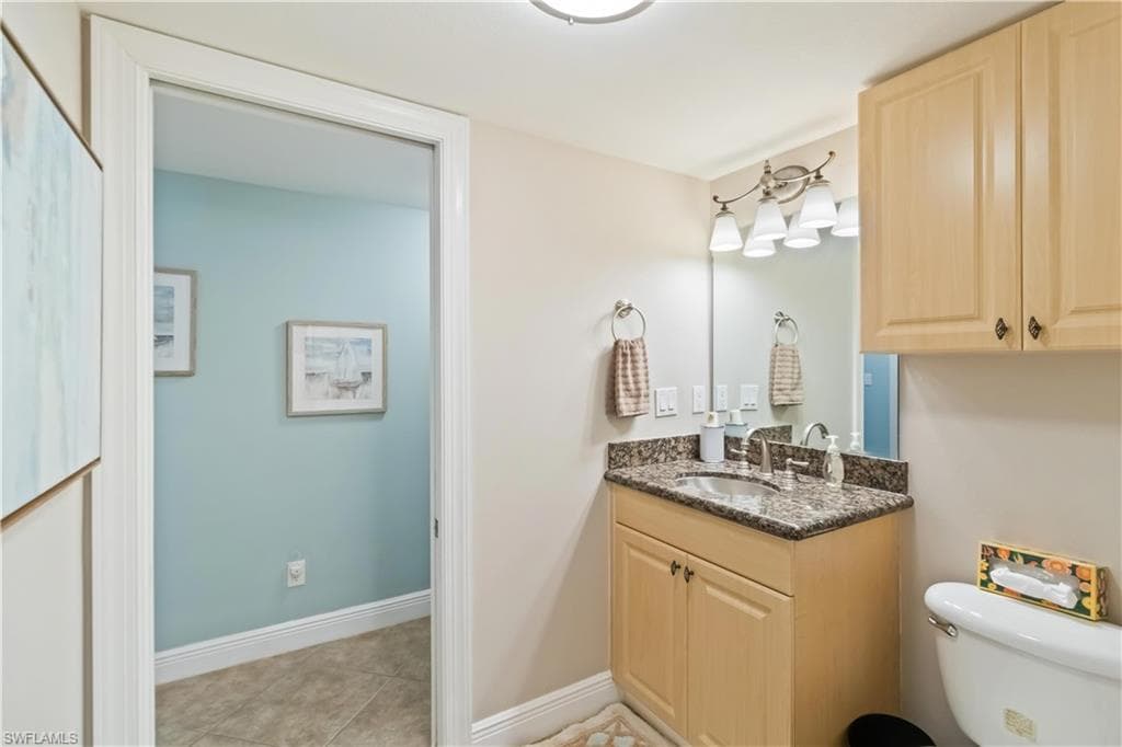 50 Meredith DR # 8, ENGLEWOOD FL 34223-15