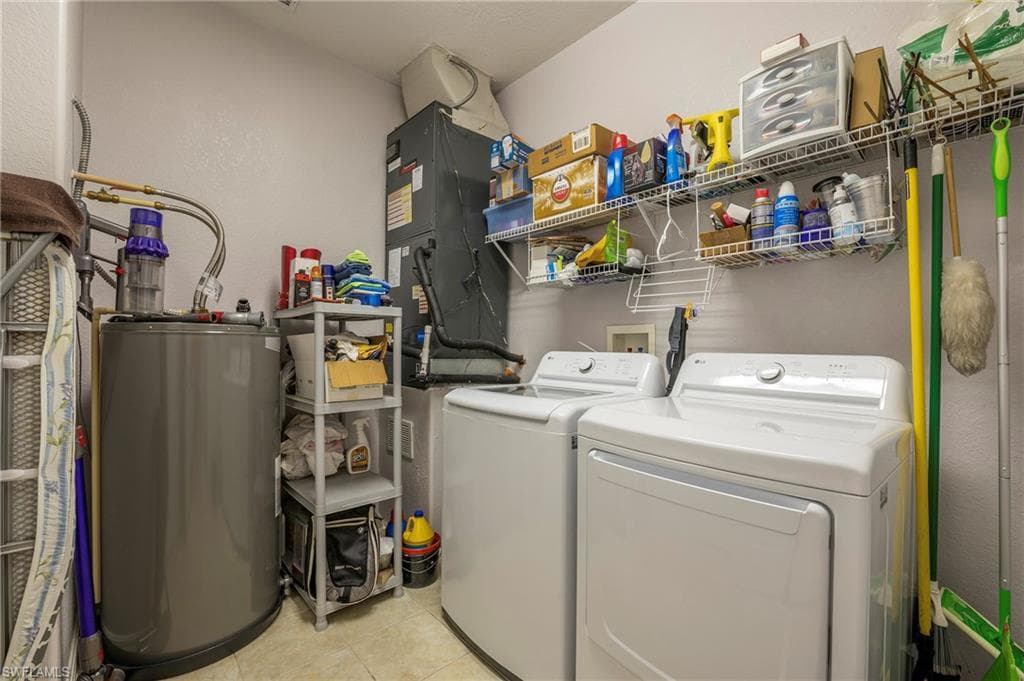 4675 Winged Foot CT # 102, NAPLES FL 34112-21