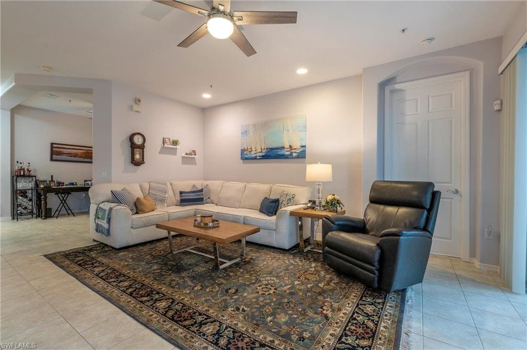 4675 Winged Foot CT # 102, NAPLES FL 34112-19