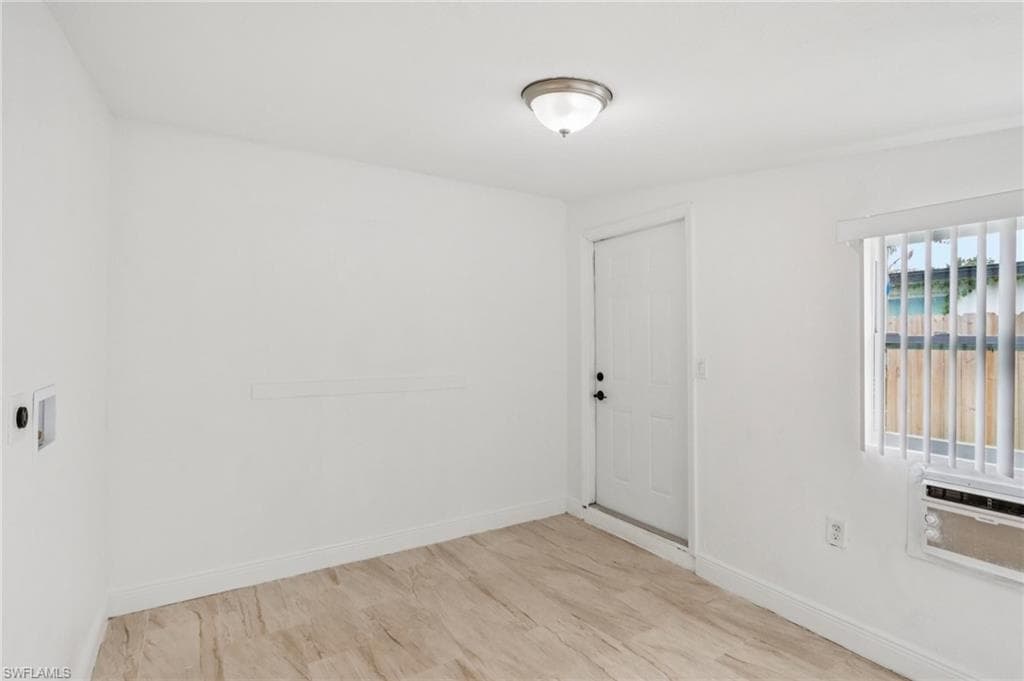 89 Cabana AVE, NORTH FORT MYERS FL 33903-16