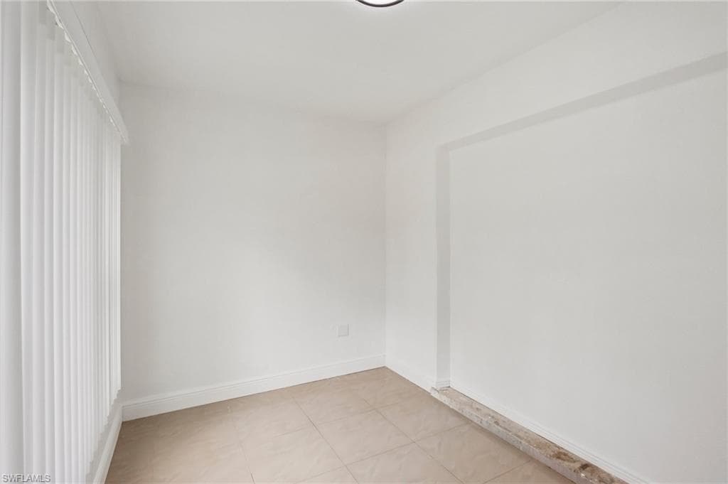 89 Cabana AVE, NORTH FORT MYERS FL 33903-21