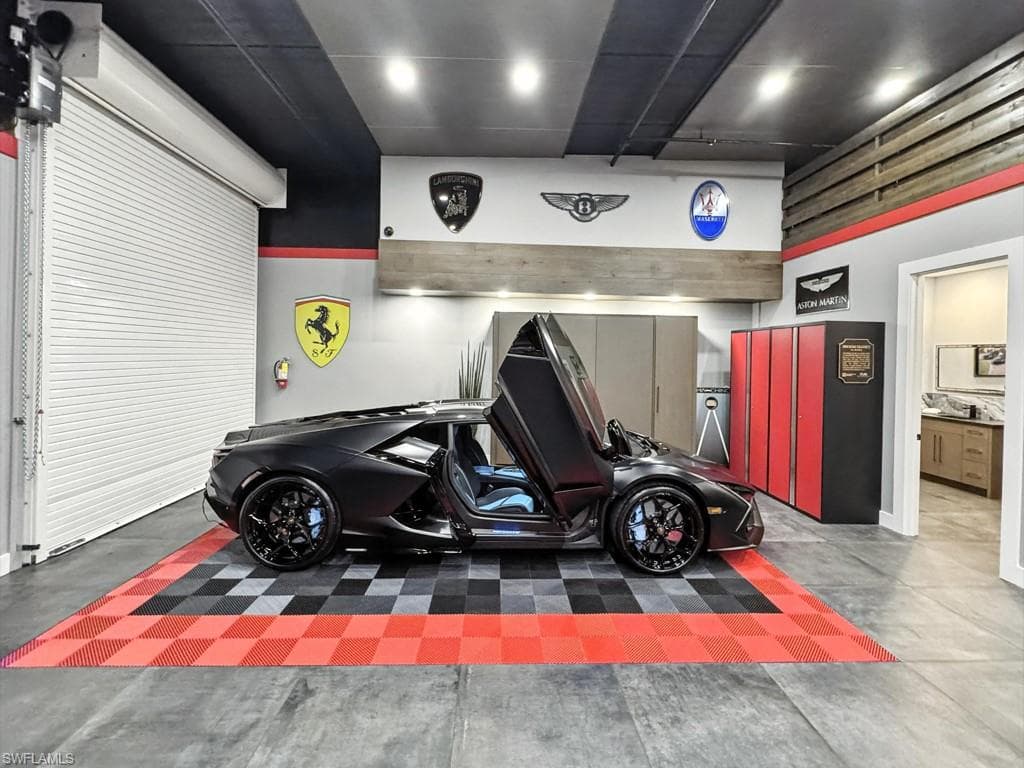 994 N Barfield DR # 11, MARCO ISLAND FL 34145-13