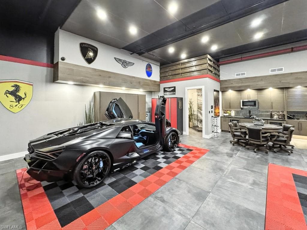 994 N Barfield DR # 11, MARCO ISLAND FL 34145-17