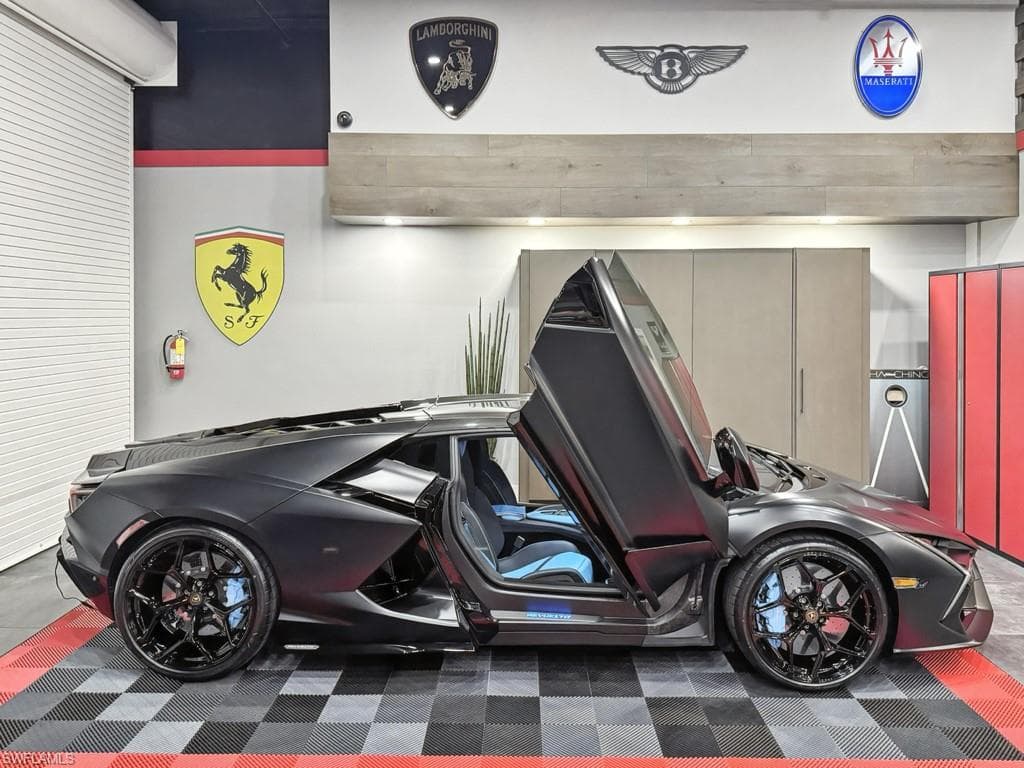 994 N Barfield DR # 11, MARCO ISLAND FL 34145-14