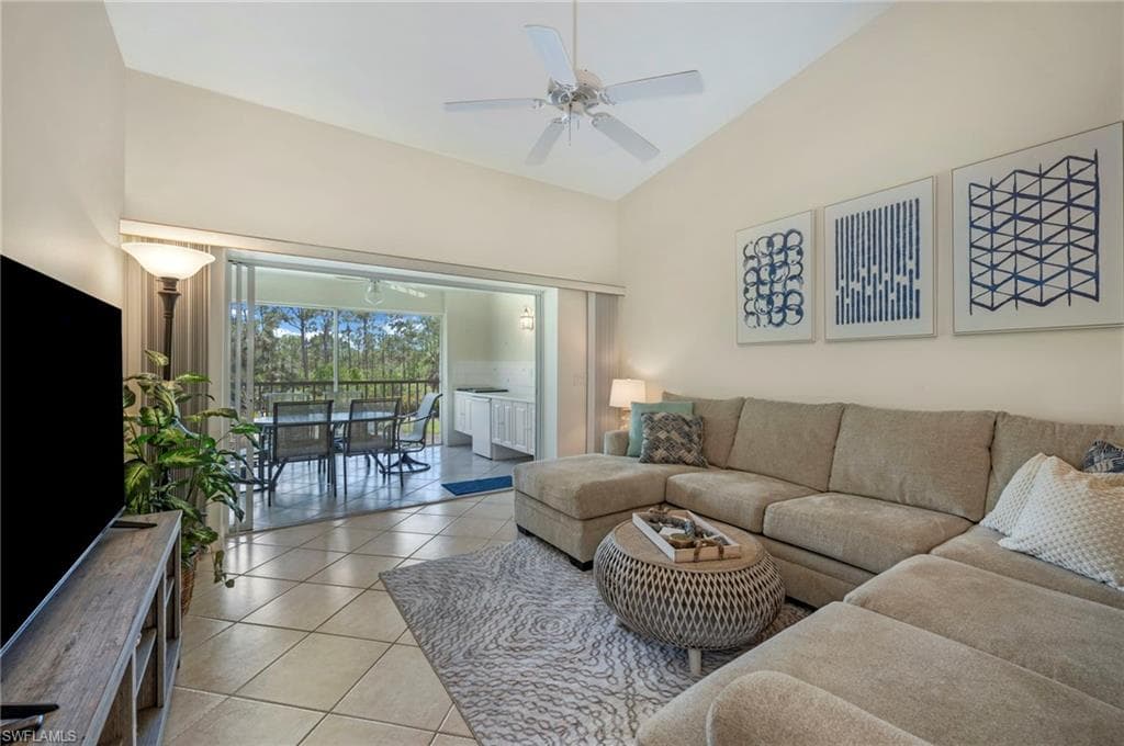 14530 Red Fox RUN # 204, NAPLES FL 34110-5