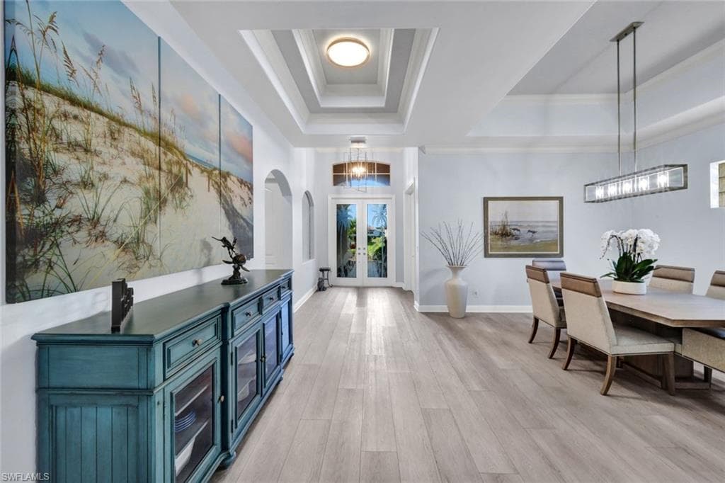 5620 Hammock Isles DR, NAPLES FL 34119-2