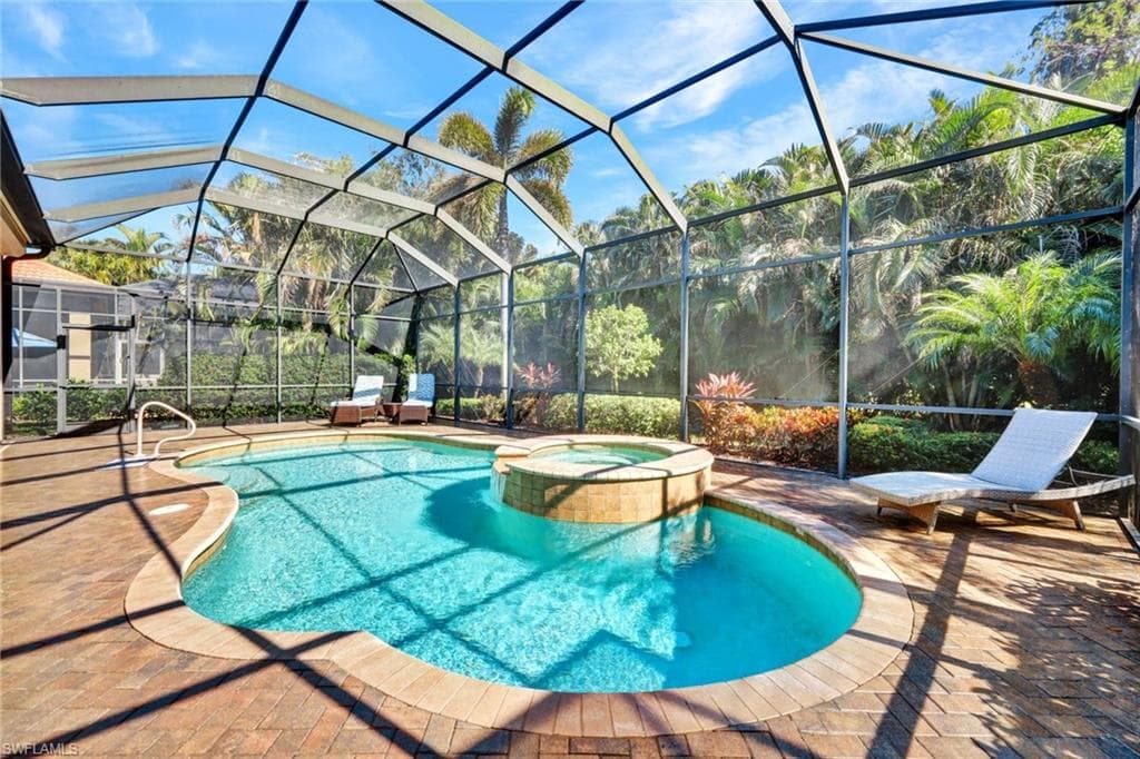 5620 Hammock Isles DR, NAPLES FL 34119-23