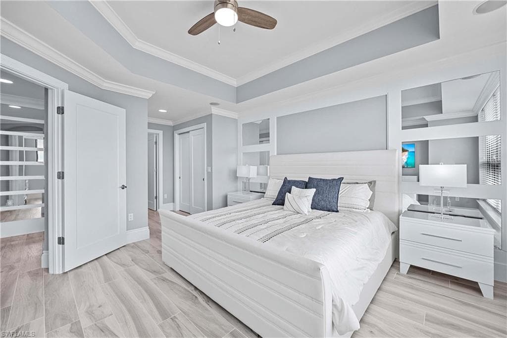 9115 Strada PL # 5511, NAPLES FL 34108-12