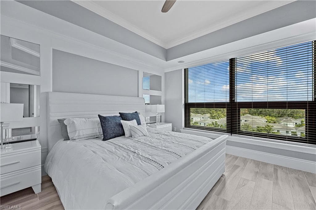 9115 Strada PL # 5511, NAPLES FL 34108-11