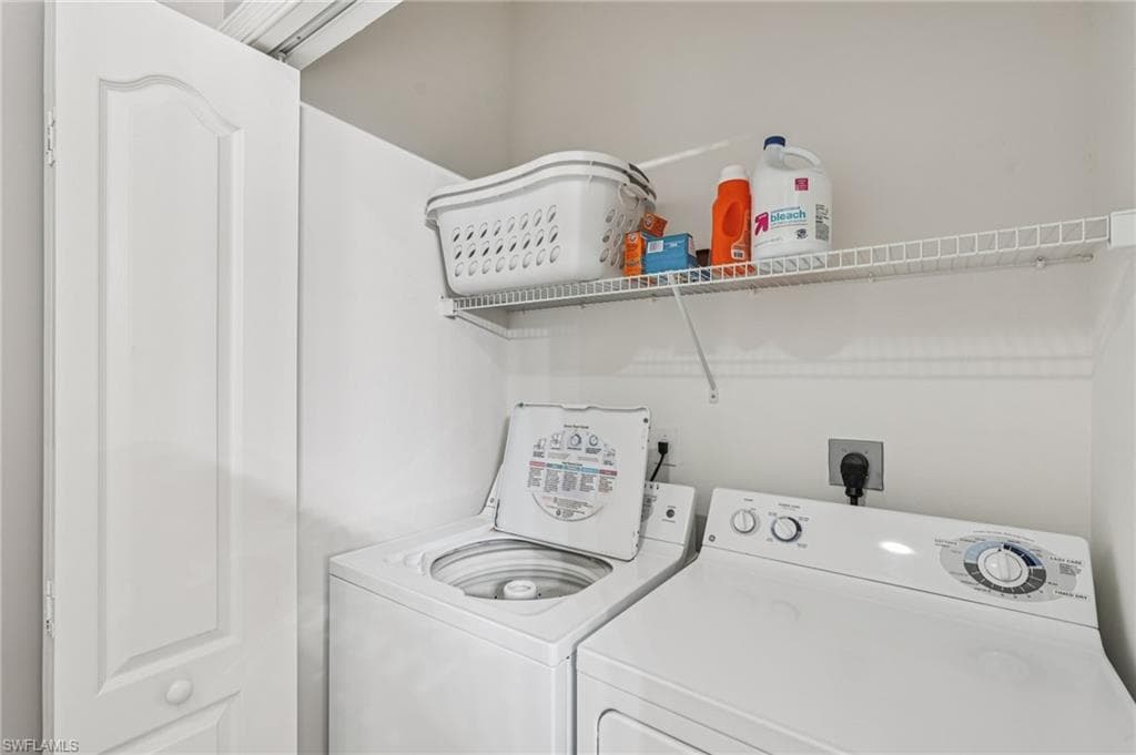 2700 Cypress Trace CIR # 3134, NAPLES FL 34119-21