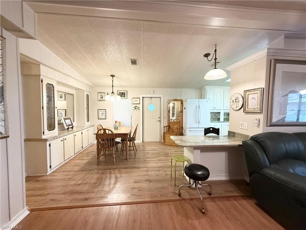 3404 Rainbow LN, NORTH FORT MYERS FL 33903-10