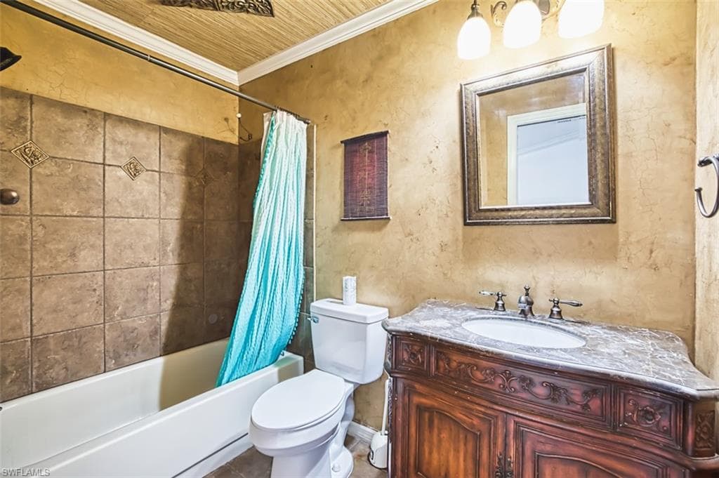 6494 Royal Woods DR # 2, FORT MYERS FL 33908-19