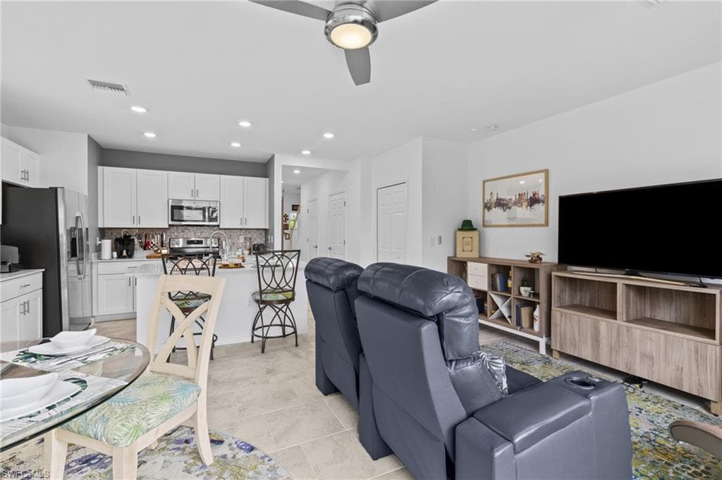 14095 Oviedo PL, FORT MYERS FL 33905-7