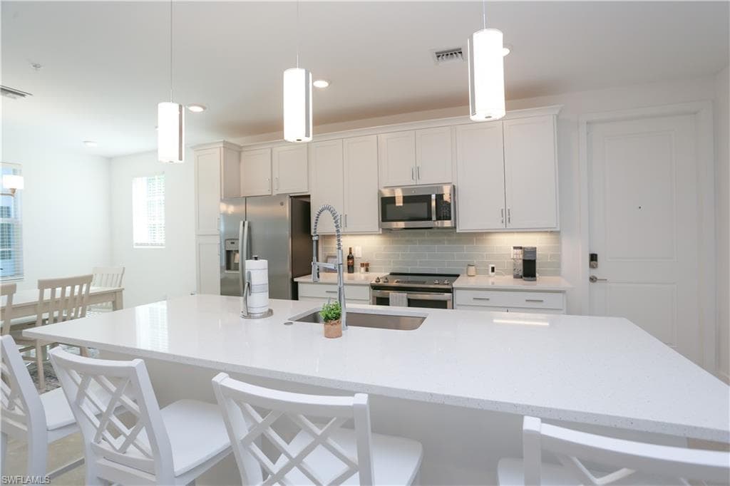 26331 Coco Cay CIR # 104, BONITA SPRINGS FL 34135-24