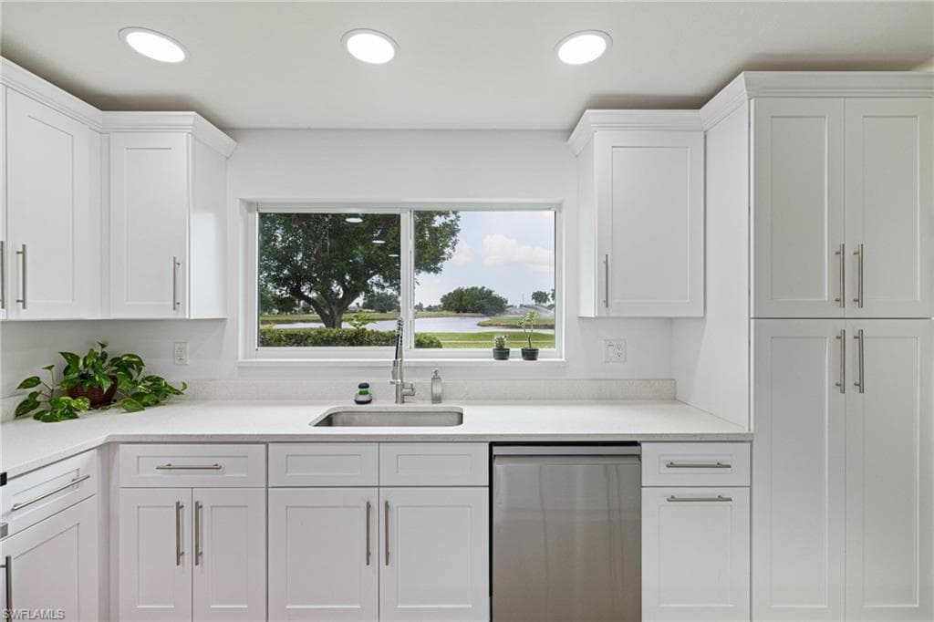 1404 Myerlee Country Club BLVD, FORT MYERS FL 33919-12