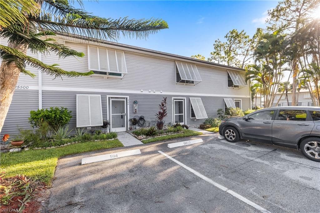 25500 Cockleshell DR # 504, BONITA SPRINGS FL 34135-35