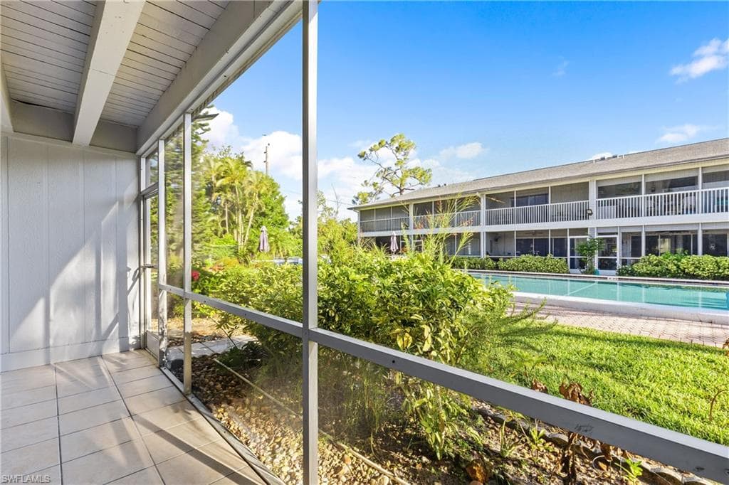 25500 Cockleshell DR # 504, BONITA SPRINGS FL 34135-27