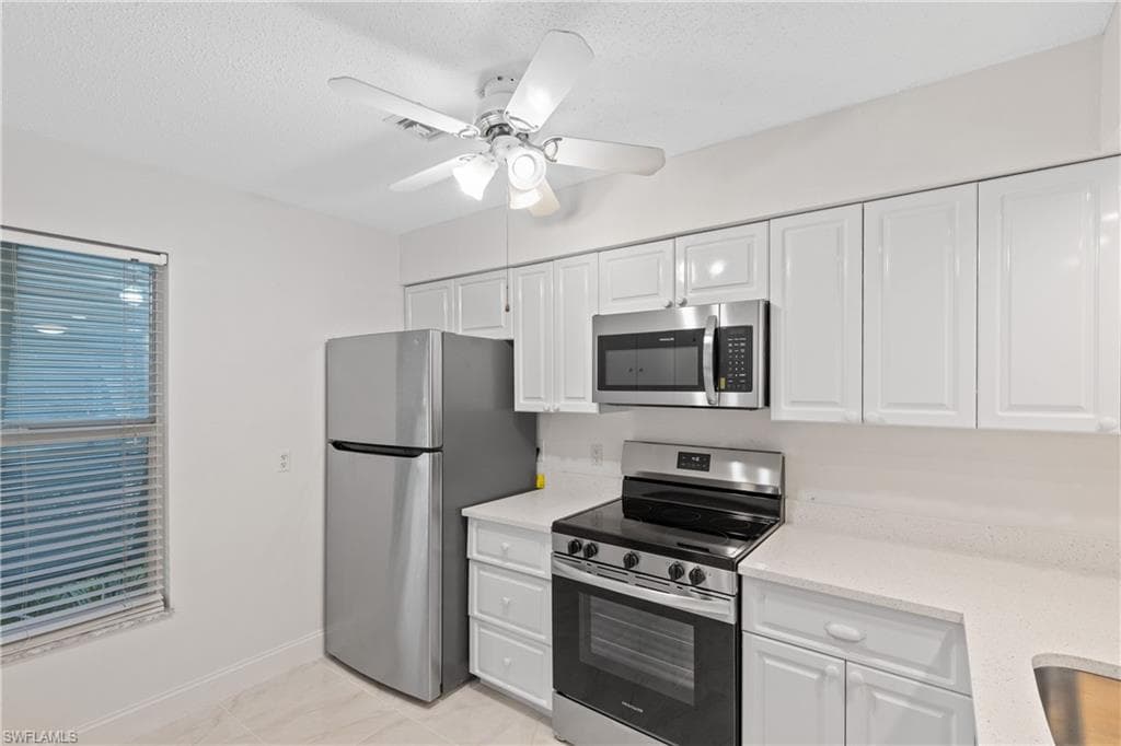 25500 Cockleshell DR # 504, BONITA SPRINGS FL 34135-10