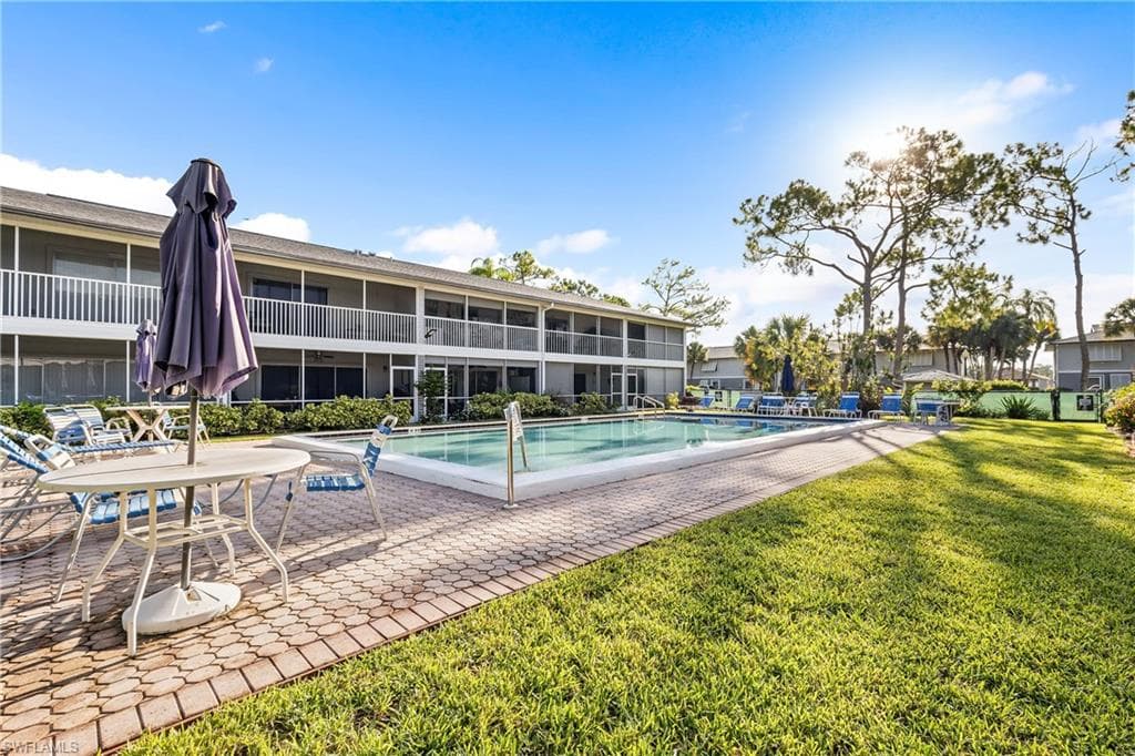 25500 Cockleshell DR # 504, BONITA SPRINGS FL 34135-30