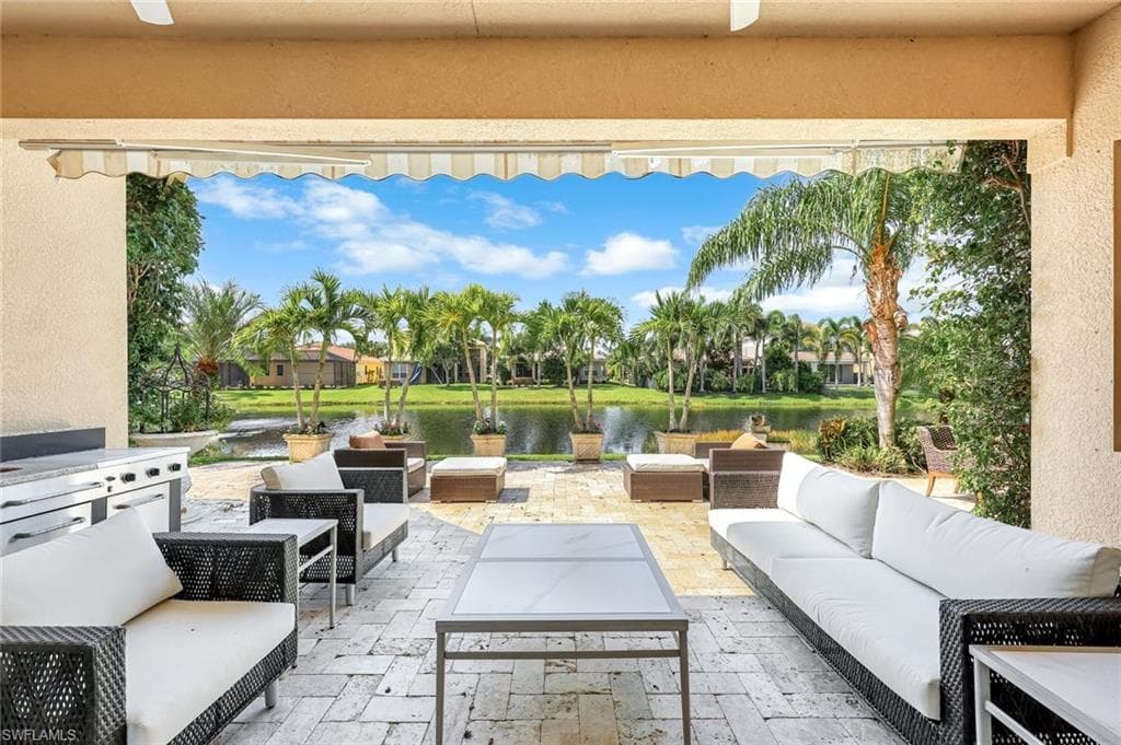 6582 Monterey PT, NAPLES FL 34105-24