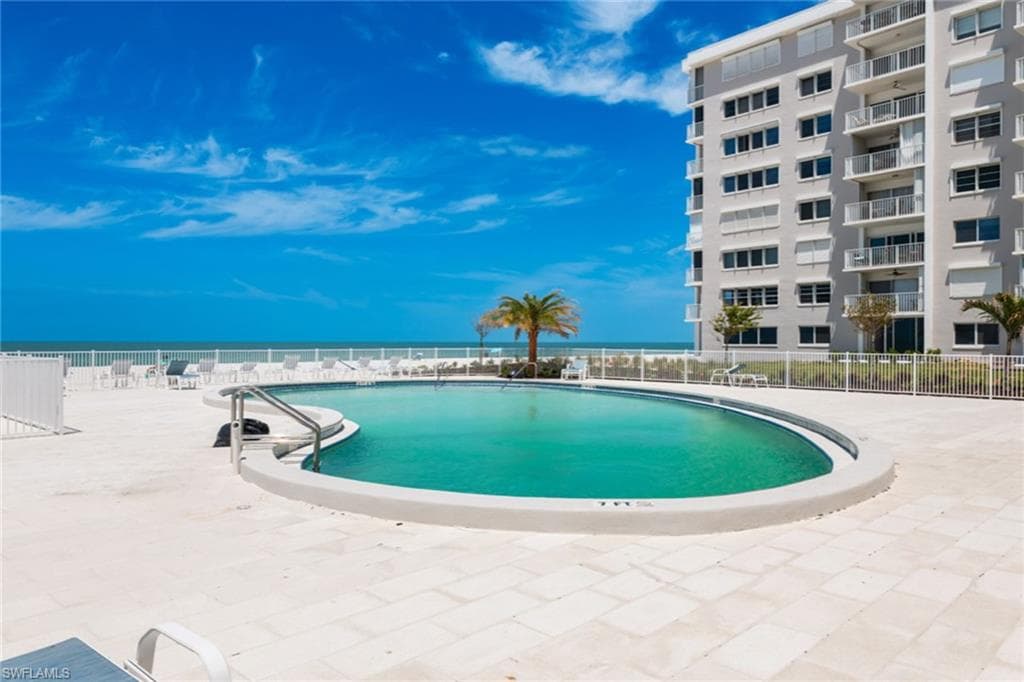 3443 Gulf Shore BLVD N # 813, NAPLES FL 34103-14