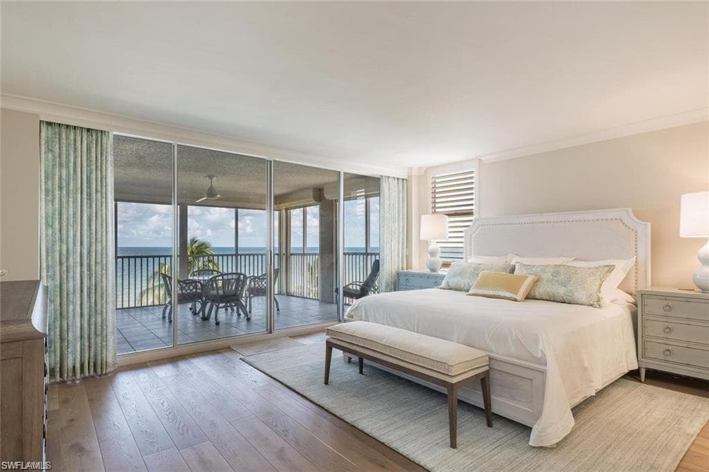 10691 Gulf Shore DR # 502, NAPLES FL 34108-2