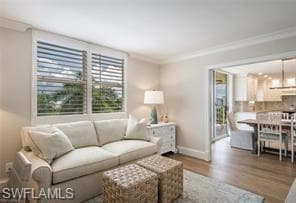 10691 Gulf Shore DR # 502, NAPLES FL 34108-10