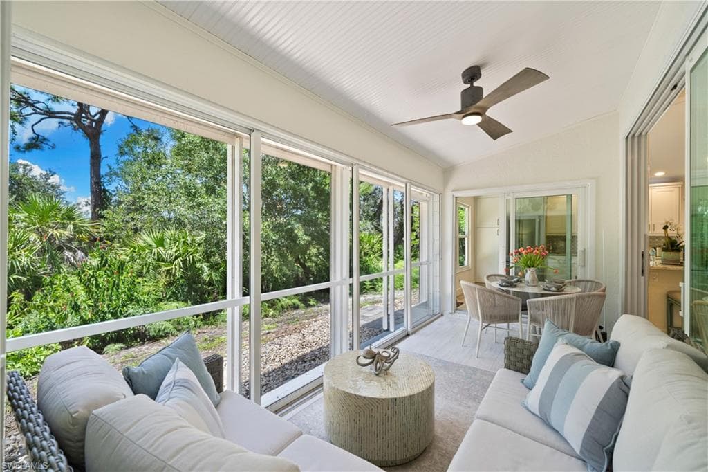 347 Emerald Bay CIR # S7, NAPLES FL 34110-4