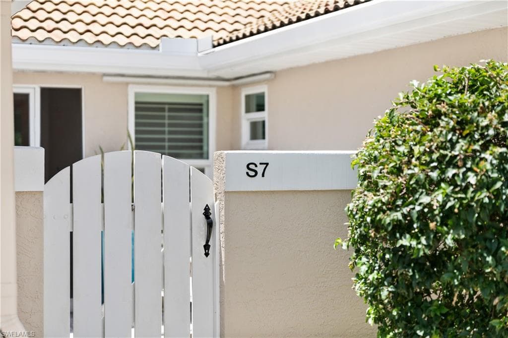 347 Emerald Bay CIR # S7, NAPLES FL 34110-29