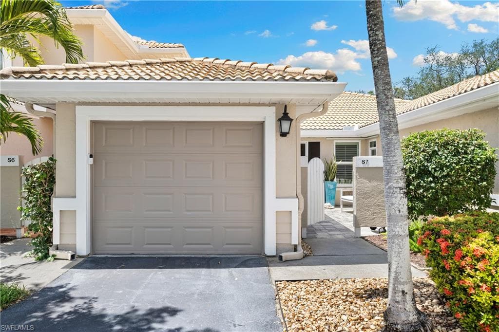 347 Emerald Bay CIR # S7, NAPLES FL 34110-28