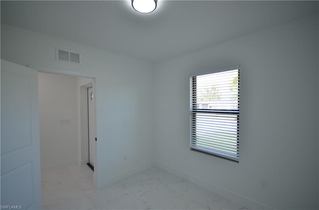 2188 Barker BLVD-12