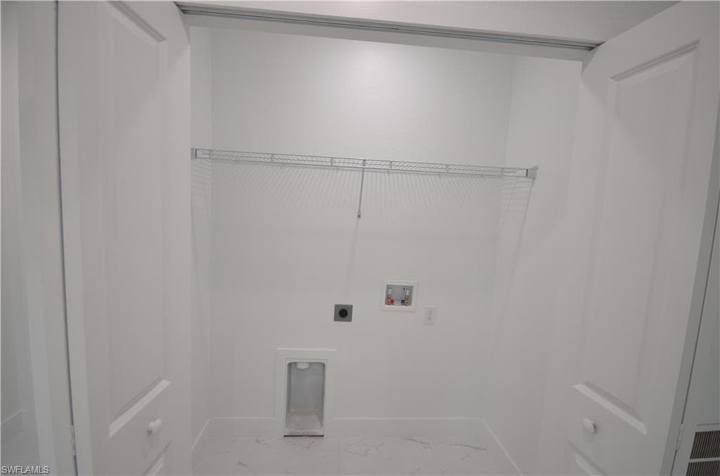2188 Barker BLVD-15