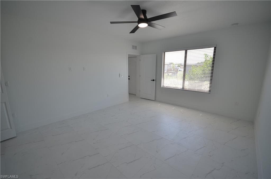 2188 Barker BLVD-28
