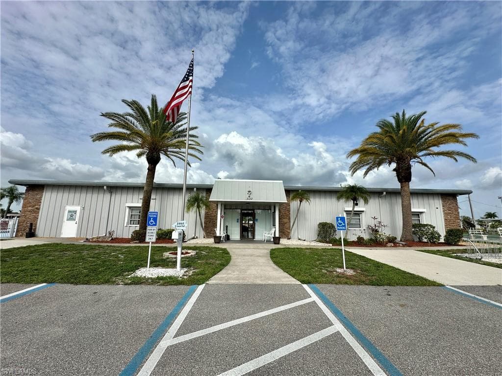 3165 Bunny Run DR, NORTH FORT MYERS FL 33917-35