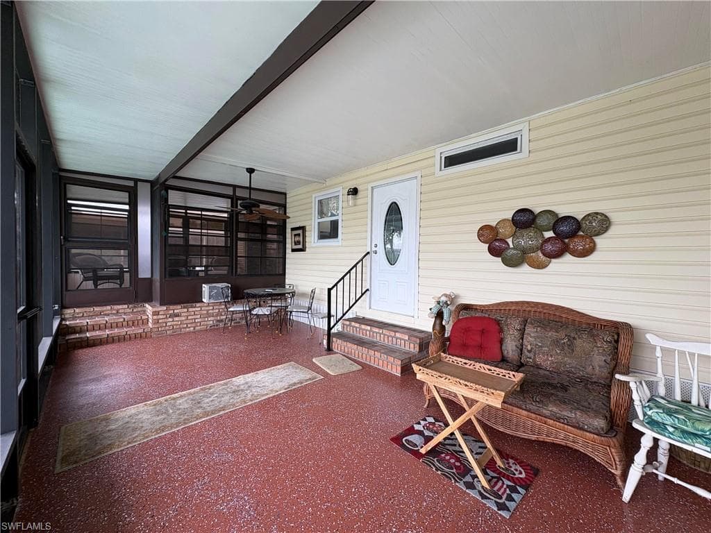 3165 Bunny Run DR, NORTH FORT MYERS FL 33917-4