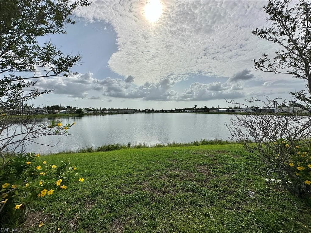 3165 Bunny Run DR, NORTH FORT MYERS FL 33917-33