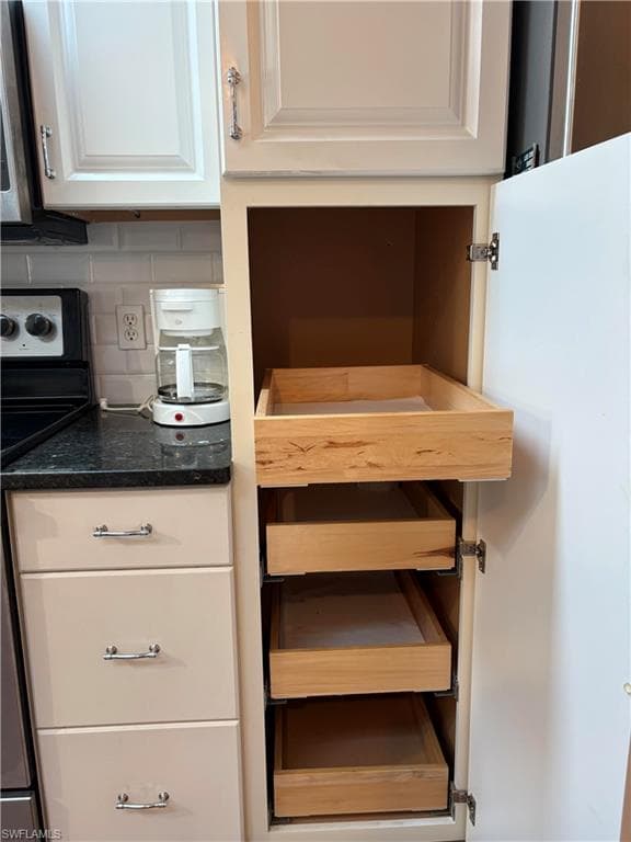 3165 Bunny Run DR, NORTH FORT MYERS FL 33917-10