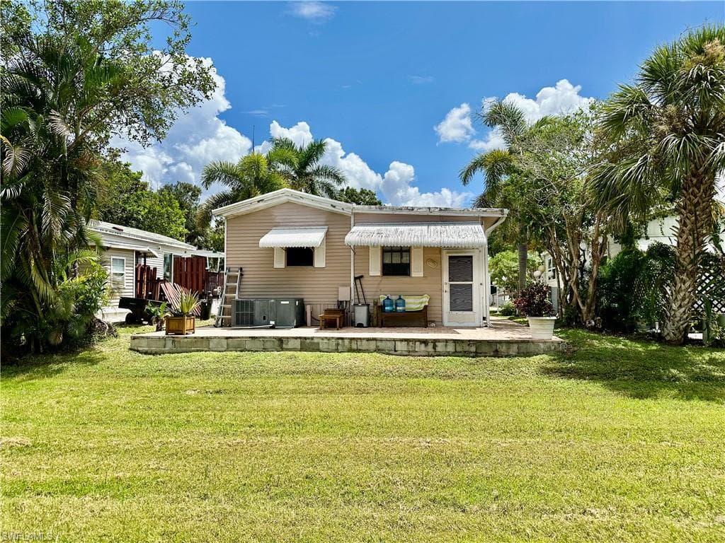 186 Panther Pass CIR # 186, NAPLES FL 34114-22