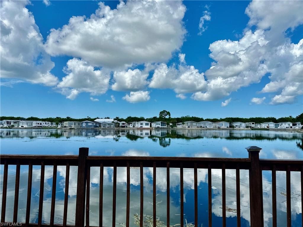 186 Panther Pass CIR # 186, NAPLES FL 34114-37