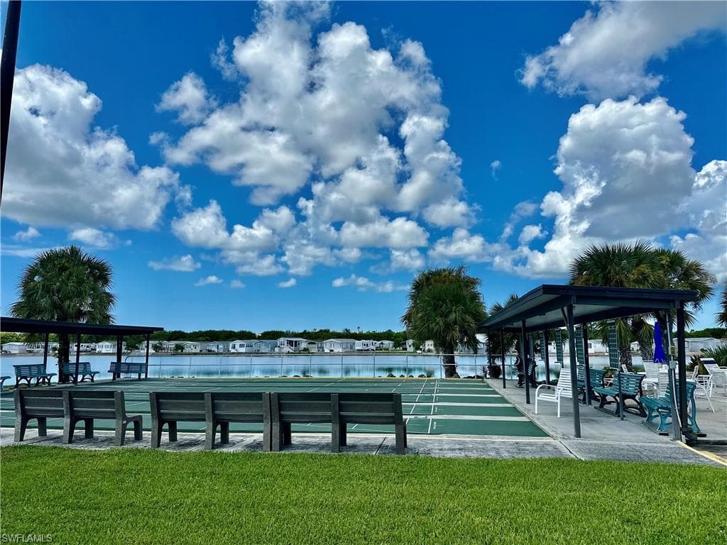 186 Panther Pass CIR # 186, NAPLES FL 34114-40