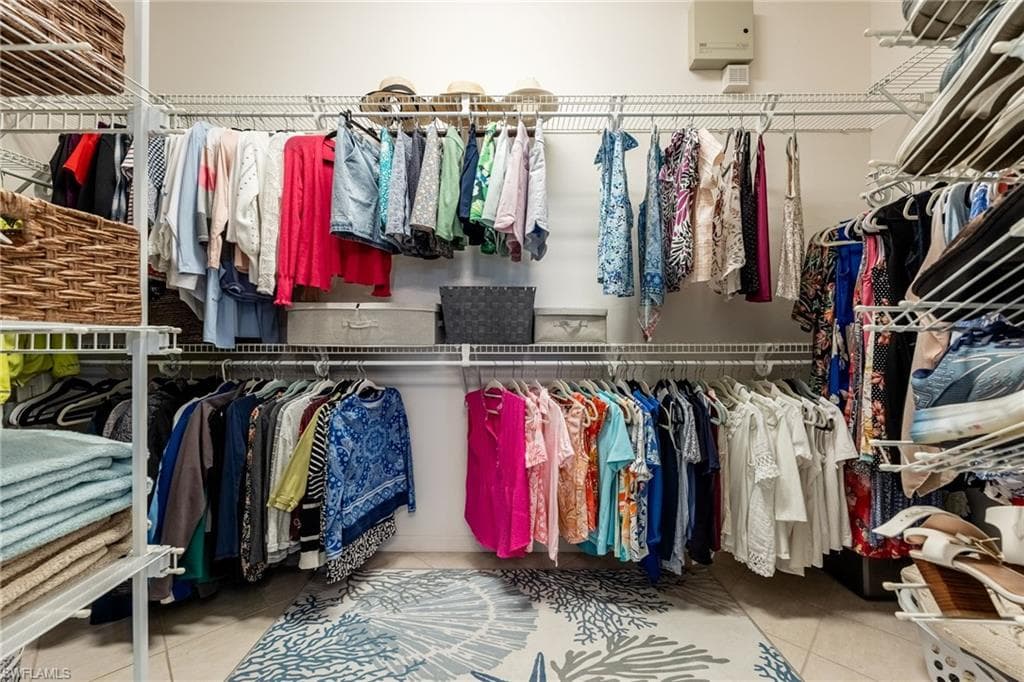 14301 Patty Berg DR, FORT MYERS FL 33919-24