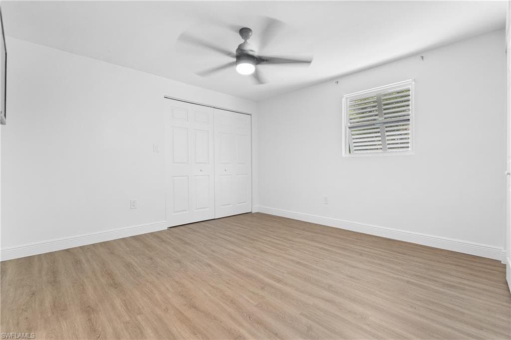 66 River CT, NAPLES FL 34110-19