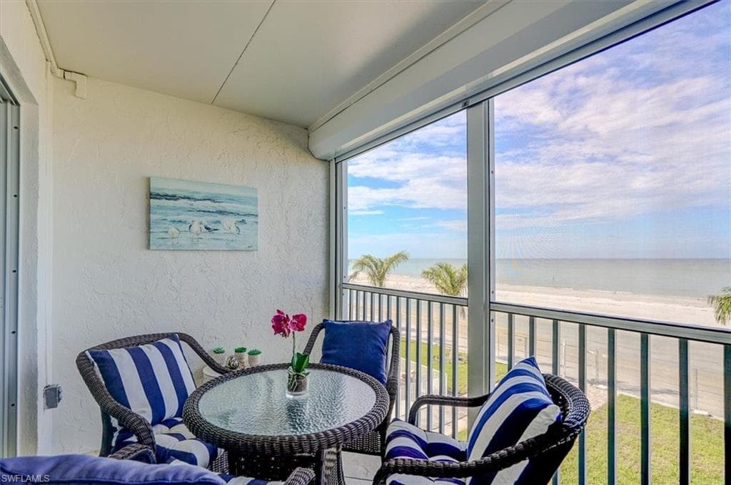 5000 Estero BLVD # 203, FORT MYERS BEACH FL 33931-16
