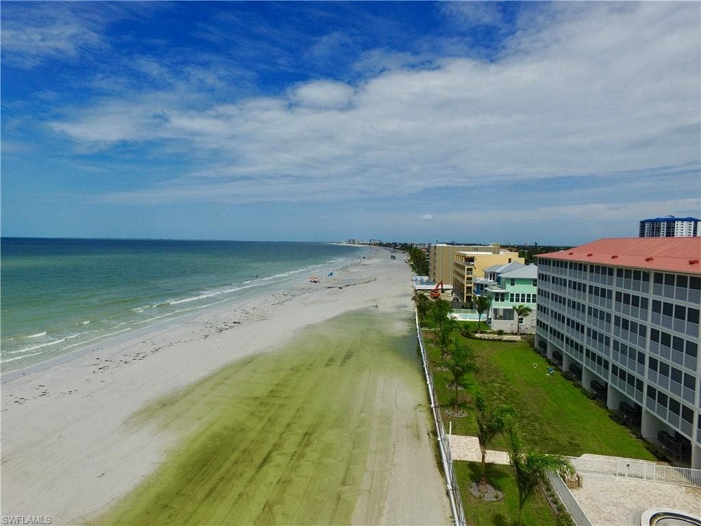5000 Estero BLVD # 203, FORT MYERS BEACH FL 33931-2