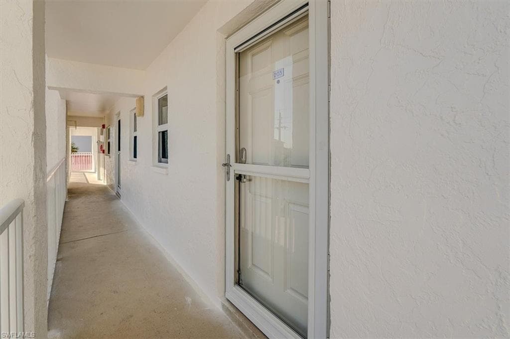 5000 Estero BLVD # 203, FORT MYERS BEACH FL 33931-29