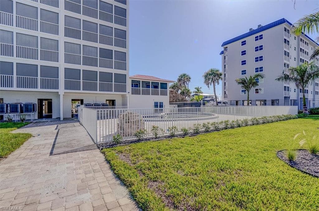 5000 Estero BLVD # 203, FORT MYERS BEACH FL 33931-33