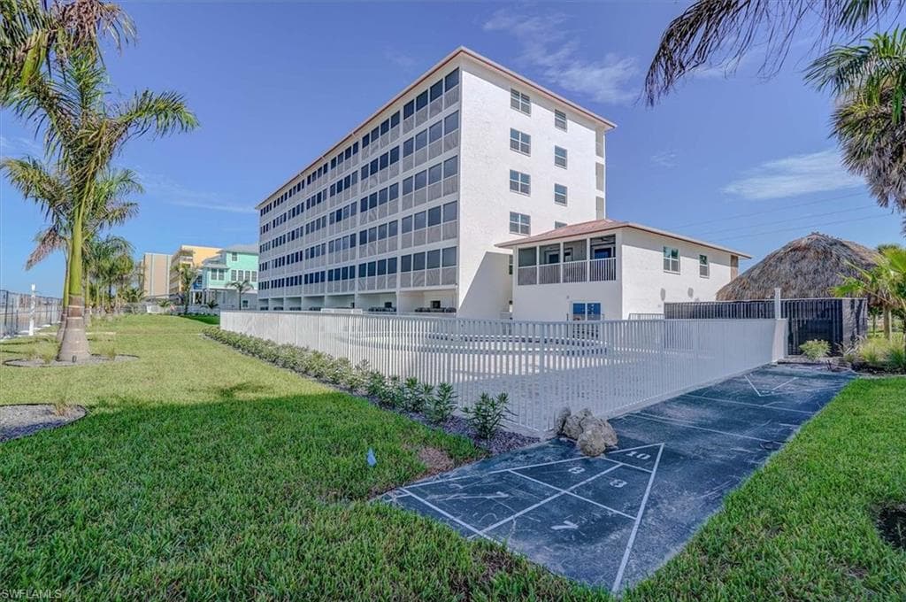 5000 Estero BLVD # 203, FORT MYERS BEACH FL 33931-34