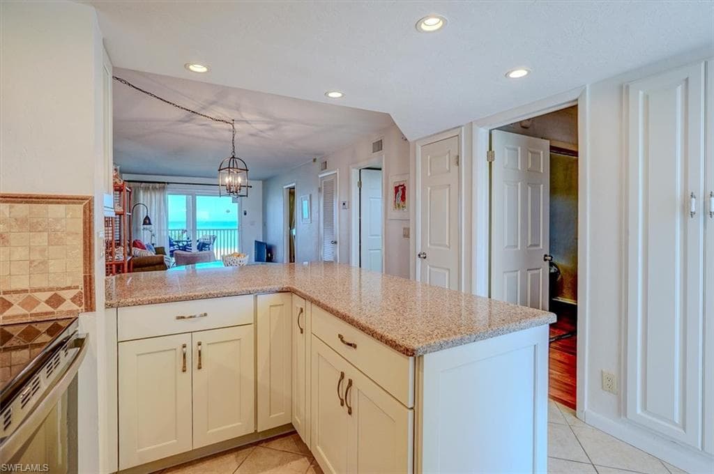 5000 Estero BLVD # 203, FORT MYERS BEACH FL 33931-7